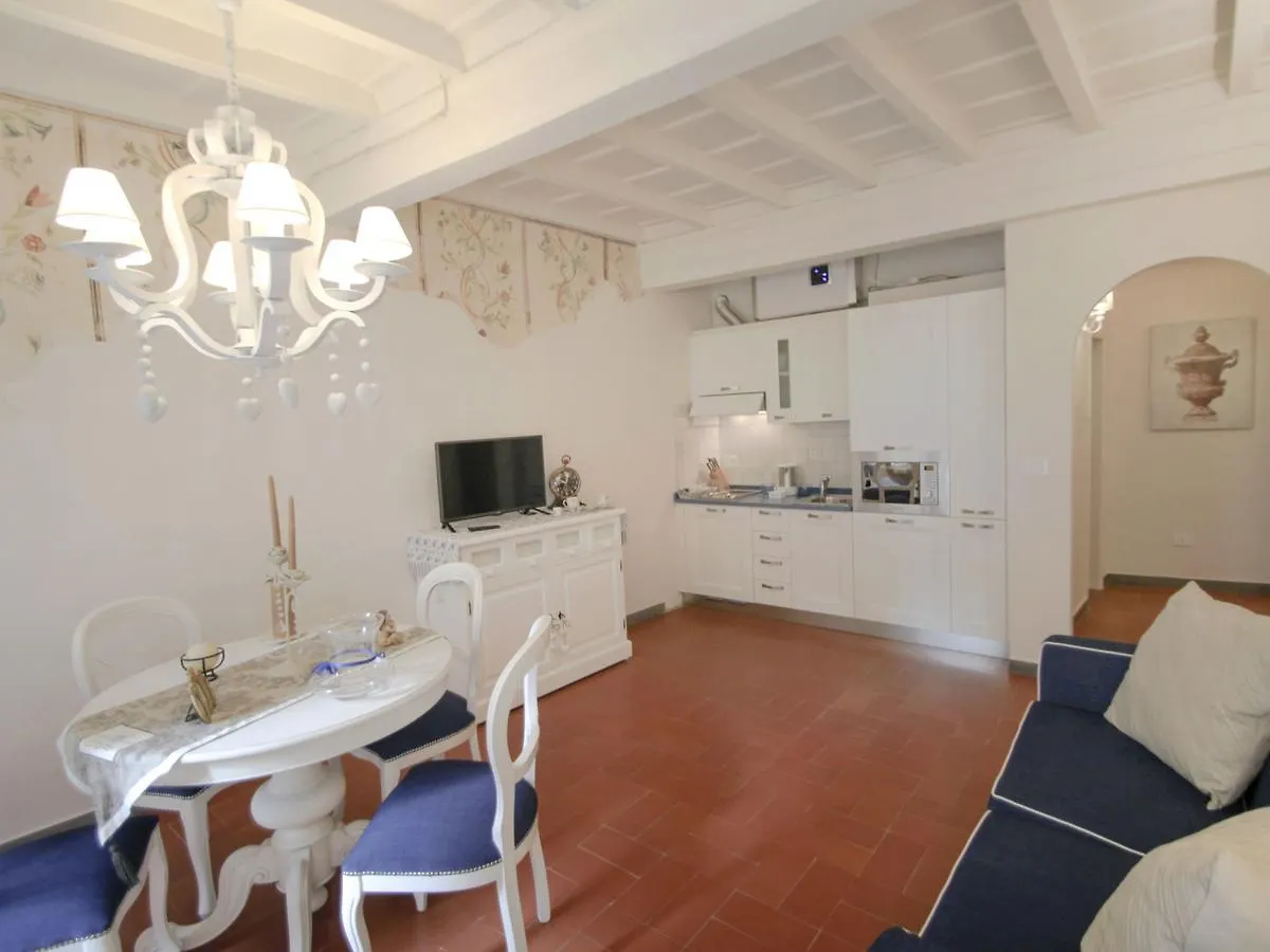 Apartment Locazione Turistica Appartamento In Via Maggio Florence
